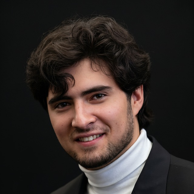 Abdulloh Fayzullayev — UstaViz asoschisi